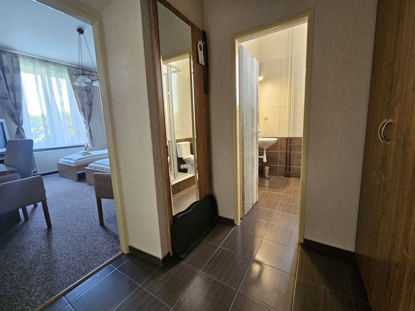 Trojlôžková izba